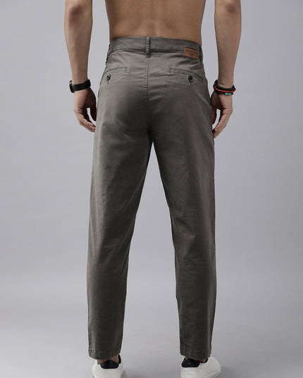 Roadster The Lifestyle Co. Men Solid Relaxed Fit Pleated Chinos Trouser - MALL