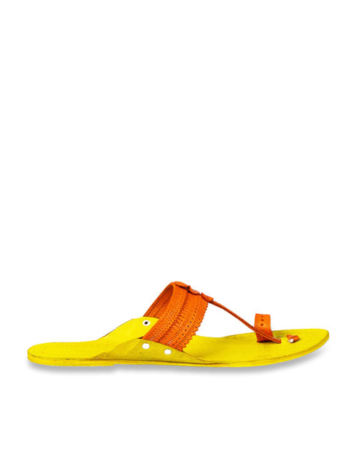 Kalapuri Women's Orange Kolhapuri Sandals - MALL