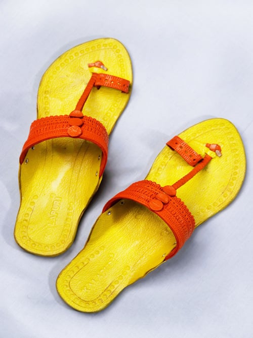 Kalapuri Women's Orange Kolhapuri Sandals - MALL