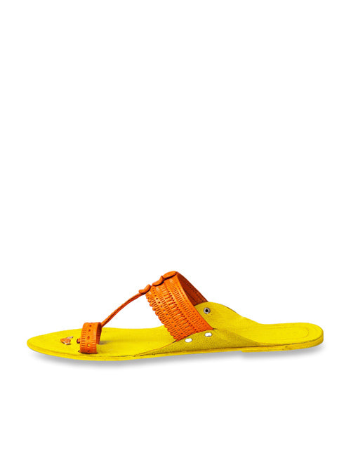 Kalapuri Women's Orange Kolhapuri Sandals - MALL