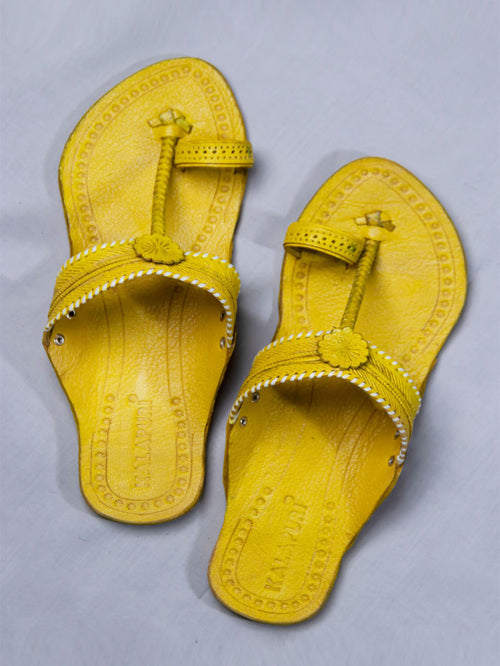 Kalapuri Women's Yellow Kolhapuri Sandals - MALL