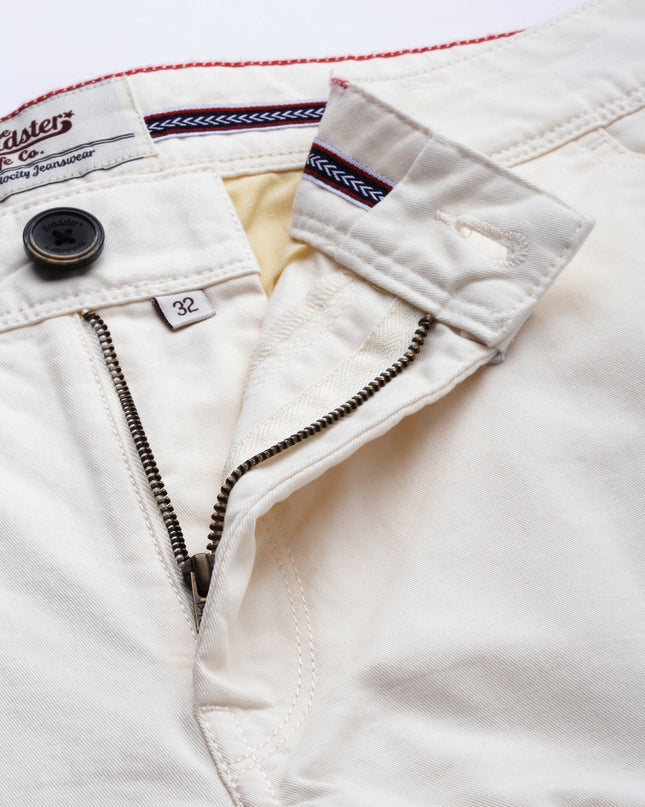 Roadster Men White Regular Fit Solid Sustainable Chinos - MALL